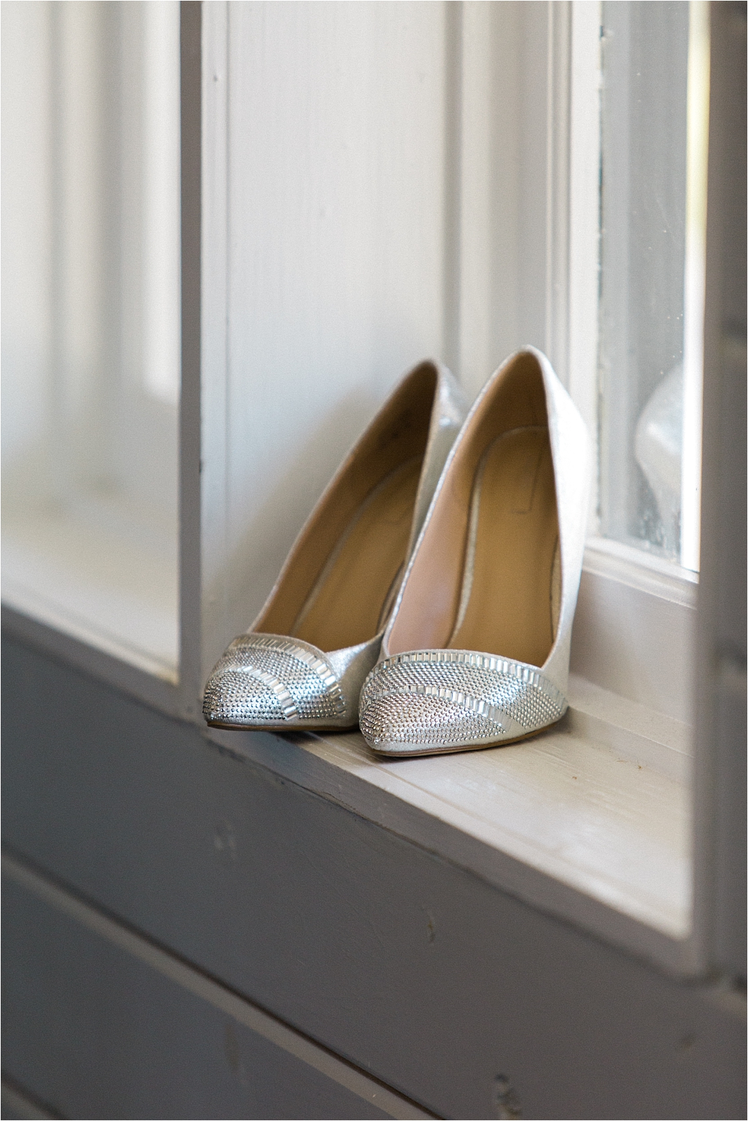 silver wedding heels_Photos by Leigh Wolfe, Atlanta's Top Wedding Photographer