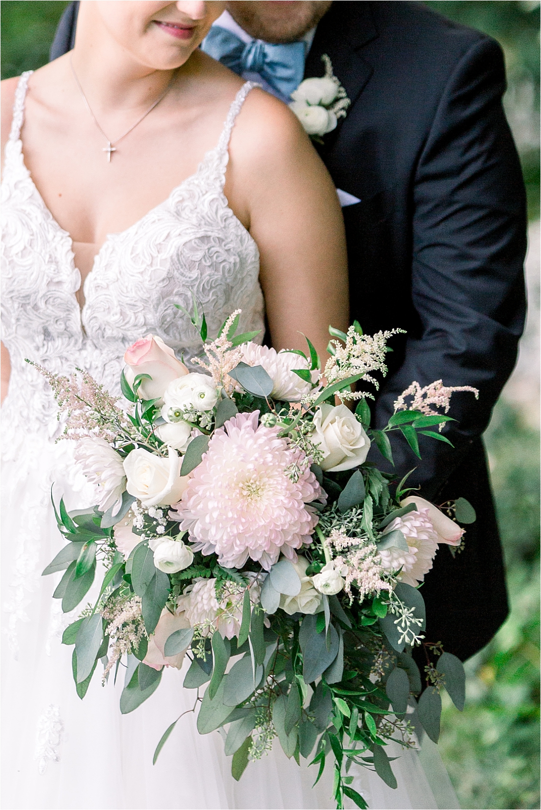 summer floral for bridal bouquet_Photos by Leigh Wolfe, Atlanta's Top Wedding Photographer